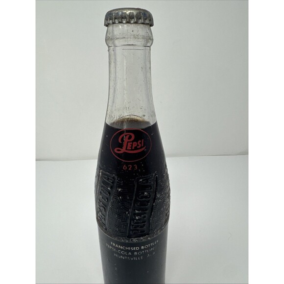 1950s Pepsi Cola Full Bottle Sparkling 10 oz. Franchised Bottler Huntsville AL - Picture 5 of 7